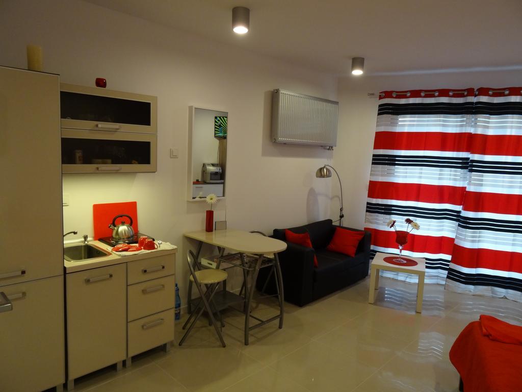 Apartamenty Metro Mlociny ワルシャワ 部屋 写真