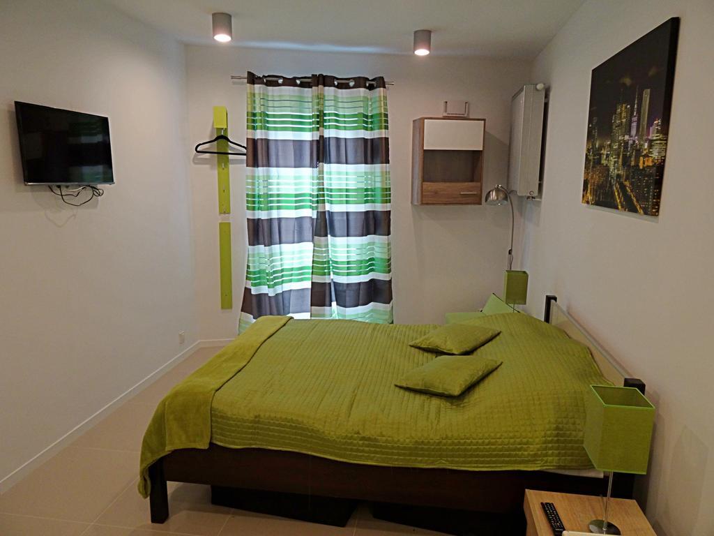 Apartamenty Metro Mlociny ワルシャワ 部屋 写真