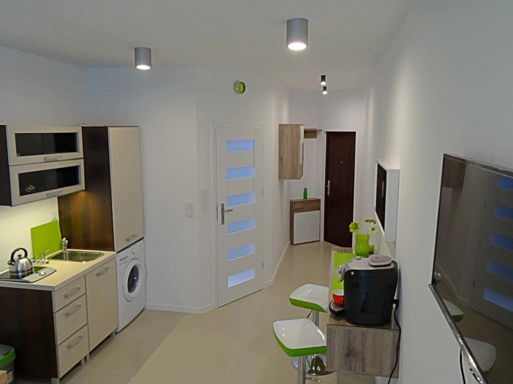 Apartamenty Metro Mlociny ワルシャワ 部屋 写真